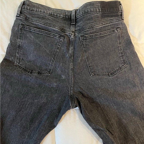 Abercrombie & Fitch The Mom High Rise Jean - Picture 11 of 16
